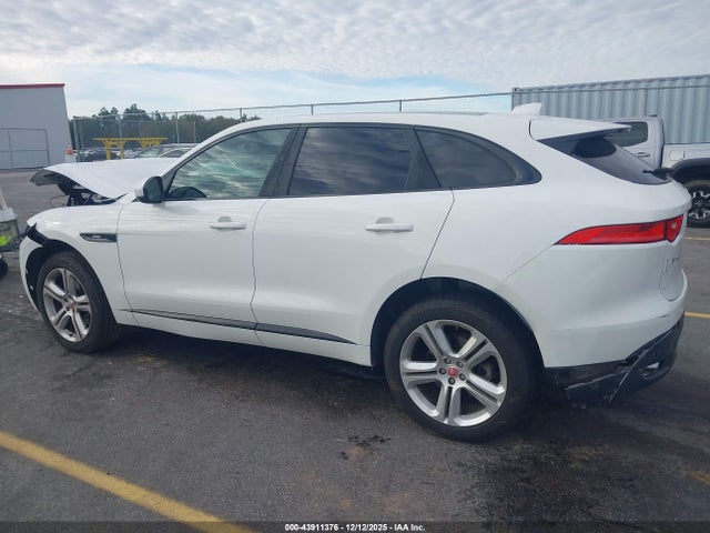 2017 JAGUAR F-PACE SADCL2BV3HA053407 Photo 2