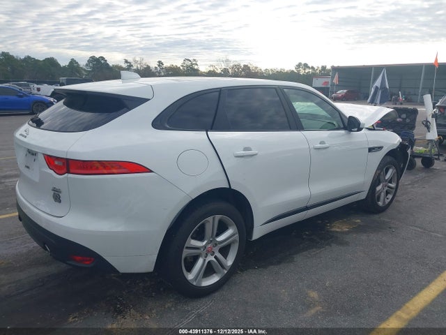 2017 JAGUAR F-PACE SADCL2BV3HA053407 Photo 3