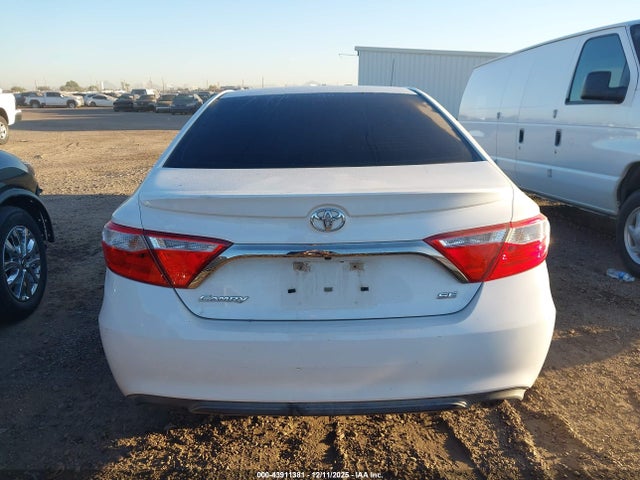 2017 Toyota Camry Se მანქანა იყიდება აუქციონზე, vin: 4T1BF1FK5HU398828, აუქციონის ნომერი: 43911381