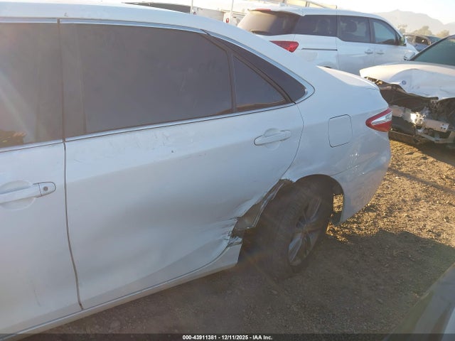 2017 Toyota Camry Se მანქანა იყიდება აუქციონზე, vin: 4T1BF1FK5HU398828, აუქციონის ნომერი: 43911381