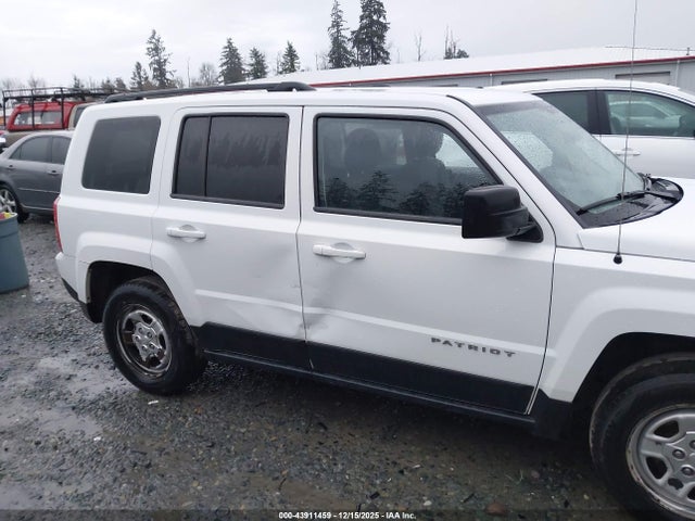 43911459 :رقم المزاد ، 1C4NJRBB8DD203156 vin ، 2013 Jeep Patriot Sport مزاد بيع