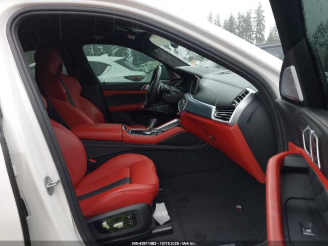 2021 BMW X6 M 5YMCY0C0XM9E11547 Photo 4