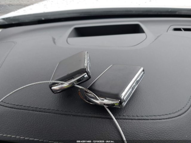 2018 VOLVO XC60 LYVA22RL5JB113941 Photo 10