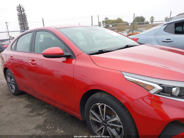 3KPF24ADXPE612723 KIA Forte Lxs