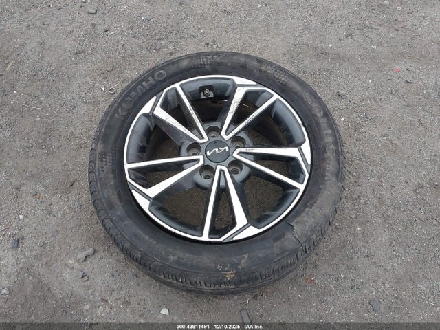 3KPF24ADXPE612723 KIA Forte Lxs