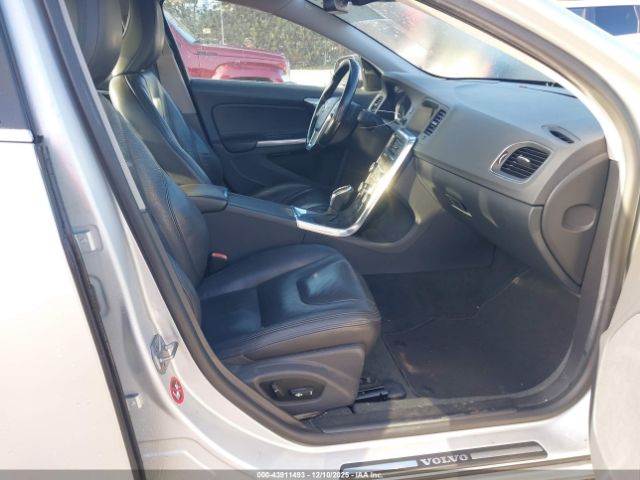 2014 VOLVO S60 YV1612FSXE2291284 Photo 4
