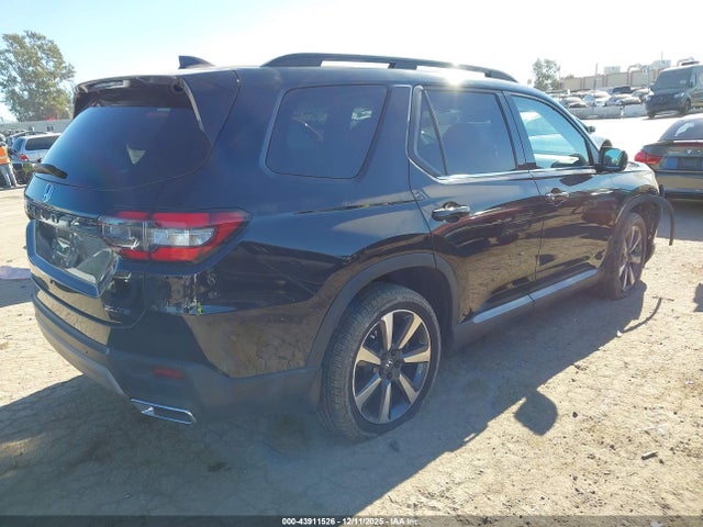5FNYG1H8XRB005817 Honda Pilot Elite