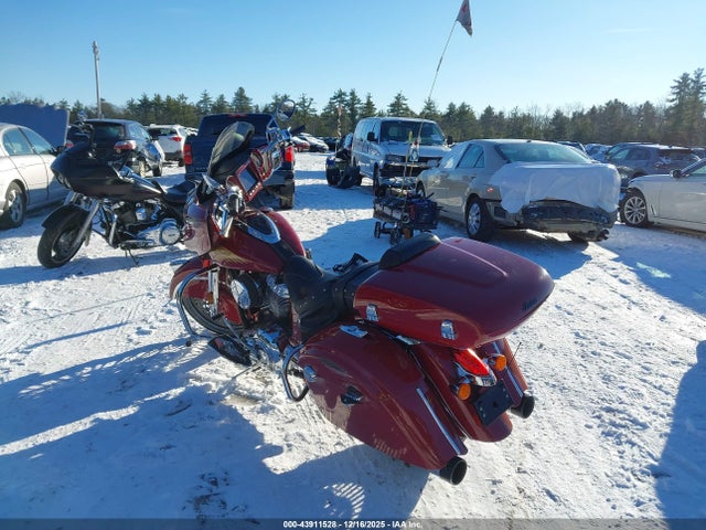 2018 INDIAN MOTORCYCLE CO. CHIEFTAIN 56KTFAAA6J3368962 Photo 2