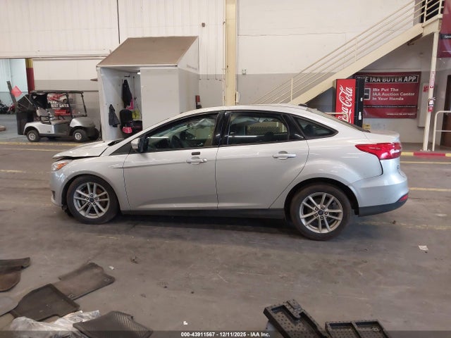 Ford FOCUS SE 2016 1FADP3F26GL268475 Image 15