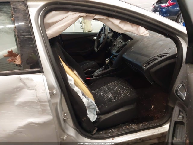Ford FOCUS SE 2016 1FADP3F26GL268475 Image 5