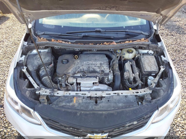 1G1BC5SM7J7107304 Chevrolet Cruze Ls Auto