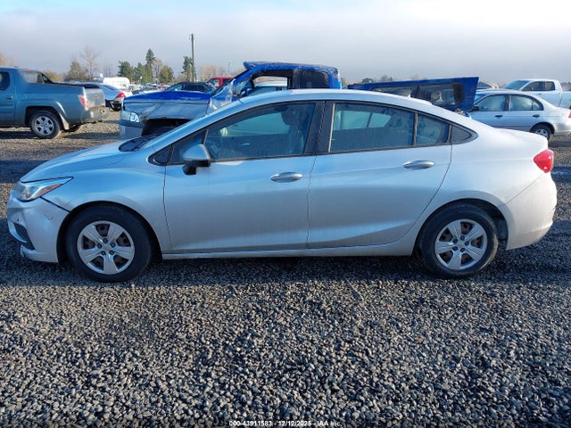 1G1BC5SM7J7107304 Chevrolet Cruze Ls Auto