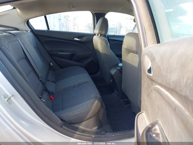 1G1BC5SM7J7107304 Chevrolet Cruze Ls Auto