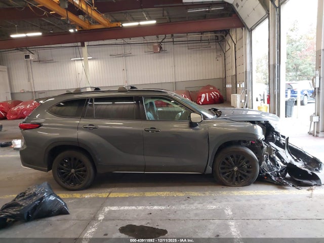 Toyota Highlander Xse 2023 5TDKDRBH3PS026278 Image 13