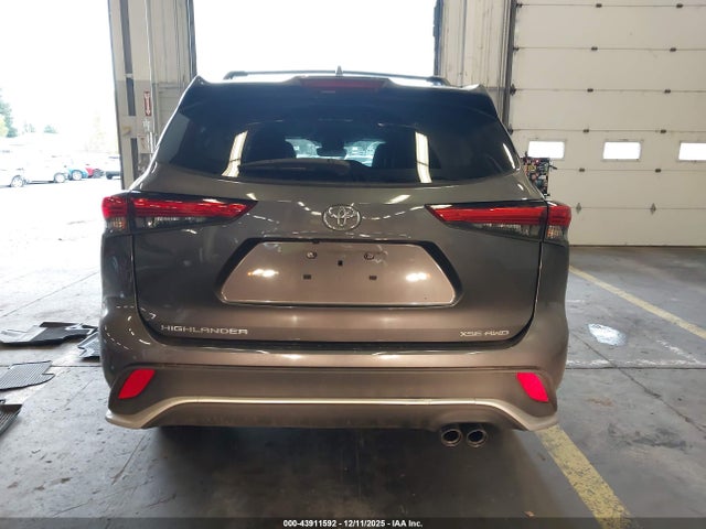 Toyota Highlander Xse 2023 5TDKDRBH3PS026278 Image 16