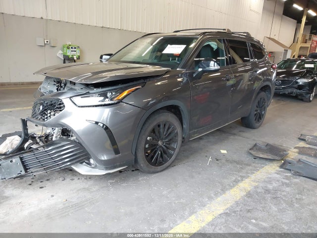 Toyota Highlander Xse 2023 5TDKDRBH3PS026278 Image 2