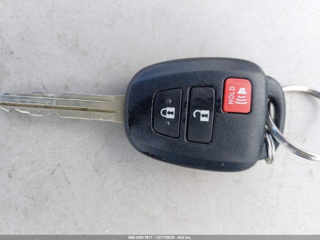 Scion Xb 686 Parklan Edition 2015 JTLZE4FEXFJ081907 Image 11