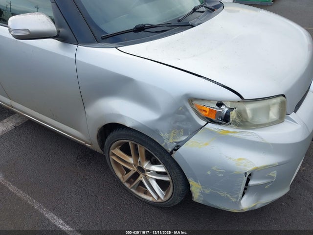 Scion Xb 686 Parklan Edition 2015 JTLZE4FEXFJ081907 Image 6