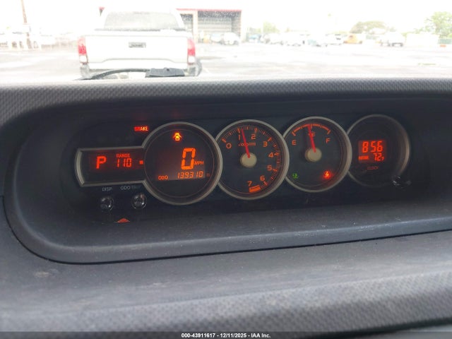 Scion Xb 686 Parklan Edition 2015 JTLZE4FEXFJ081907 Image 7