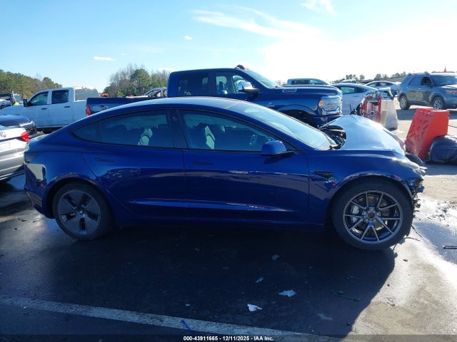 43911665 :رقم المزاد ، 5YJ3E1EB0NF265976 vin ، 2022 Tesla Model 3 Long Range Dual Motor All-wheel Drive مزاد بيع