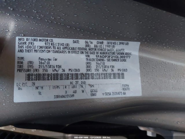 1FADP3F21GL365177 Ford FOCUS SE
