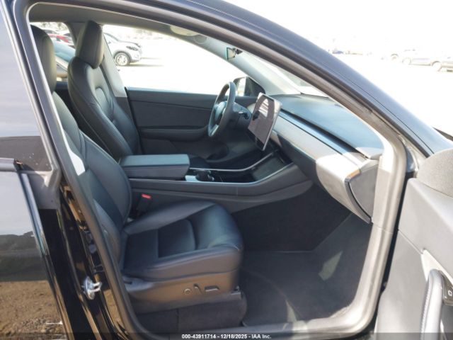 2021 TESLA MODEL Y 5YJYGDED2MF114042 Photo 4
