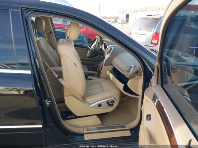 2012 MERCEDES-BENZ GL 450 4JGBF7BE5CA796988 Photo 4