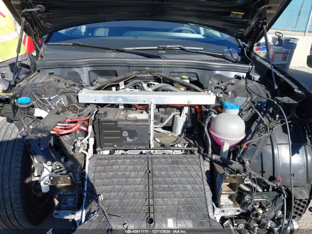 2025 AUDI Q6 E-TRON WA114BGF6SA041609 Photo 9