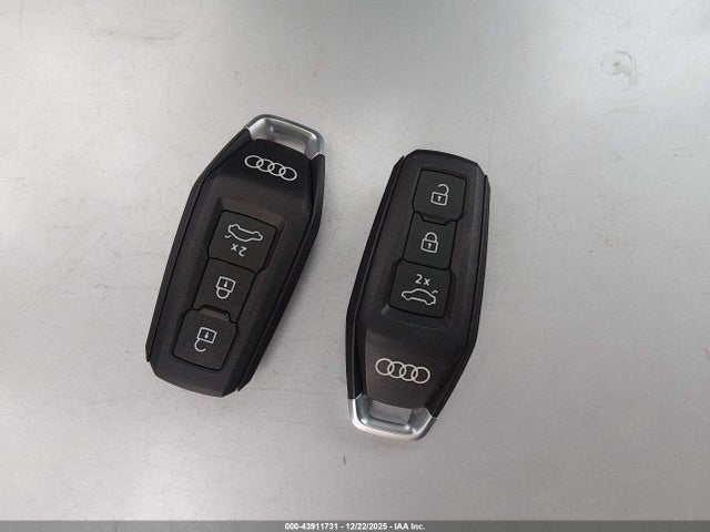 2025 AUDI Q6 E-TRON WA114BGF6SA041609 Photo 10