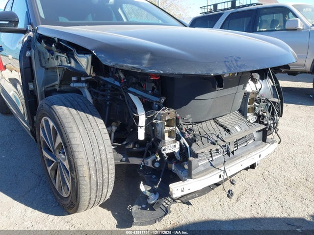 2025 AUDI Q6 E-TRON WA114BGF6SA041609 Photo 5