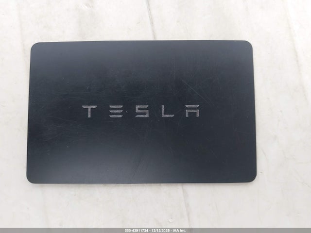 2023 TESLA MODEL Y 7SAYGDEE2PF830942 Photo 10