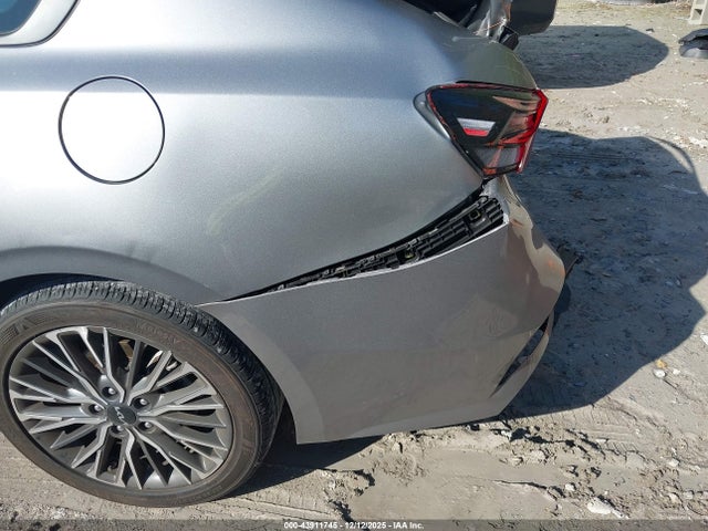 3KPF54AD8RE810484 KIA Forte Gt-line