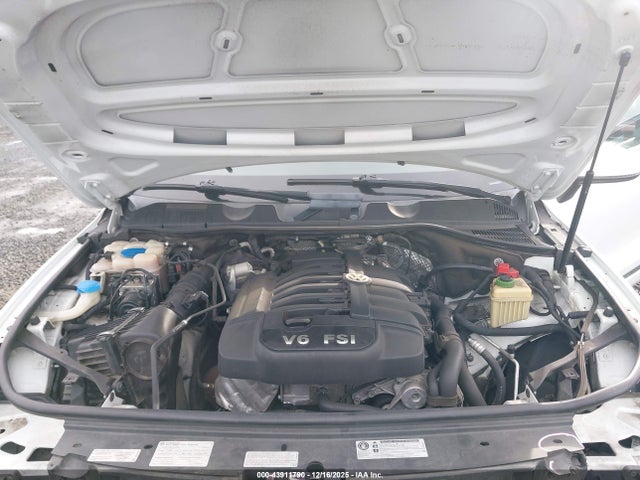 2014 VOLKSWAGEN TOUAREG WVGEF9BP6ED007565 Photo 9