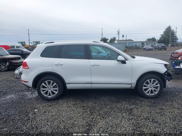 WVGEF9BP6ED007565 Volkswagen Touareg 3.6l Sport