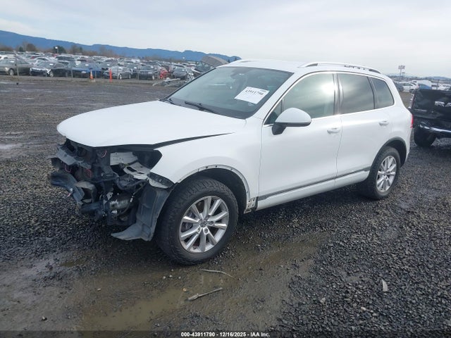 2014 VOLKSWAGEN TOUAREG WVGEF9BP6ED007565 Photo 1