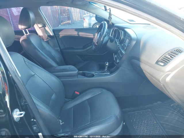 5XXGN4A75FG502061 KIA OPTIMA EX