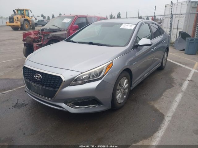 2017 HYUNDAI SONATA HYBRID KMHE24L11HA055196 Photo 1
