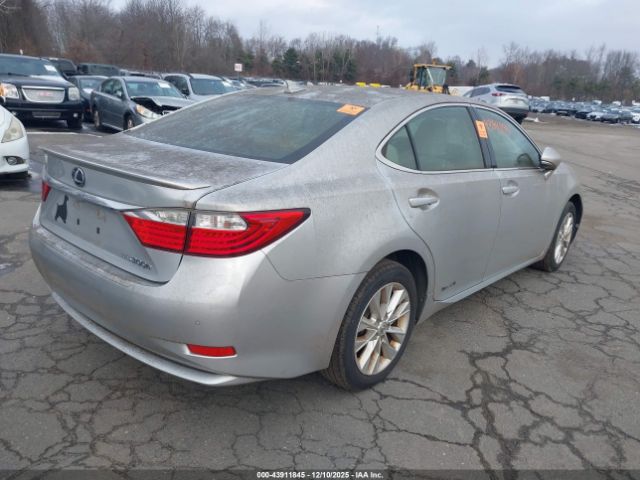 2013 LEXUS ES 300H JTHBW1GG2D2030559 Photo 3