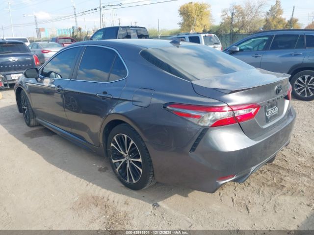 2019 TOYOTA CAMRY 4T1B11HK1KU296266 Photo 2