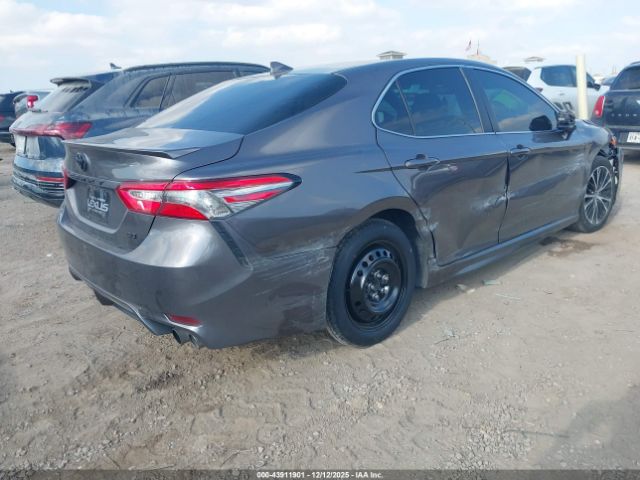 2019 TOYOTA CAMRY 4T1B11HK1KU296266 Photo 3