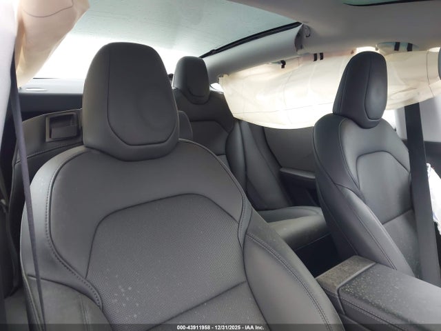 2025 TESLA MODEL 3 5YJ3E1EA3SF891203 Photo 7