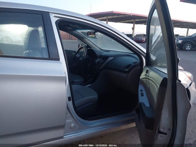 KMHCT4AE6FU863842 Hyundai ACCENT GLS