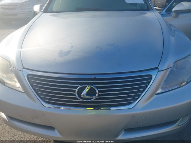 2007 LEXUS LS 460 JTHGL46FX75014797 Photo 9