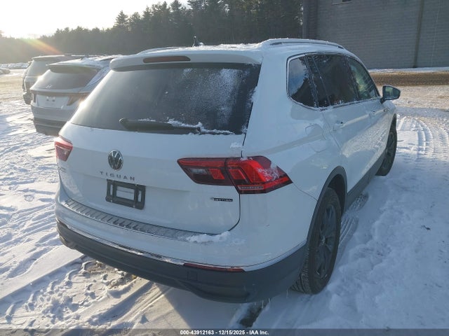 3VVMB7AXXRM081360 Volkswagen Tiguan 2.0t Se/2.0t Wolfsburg Edition