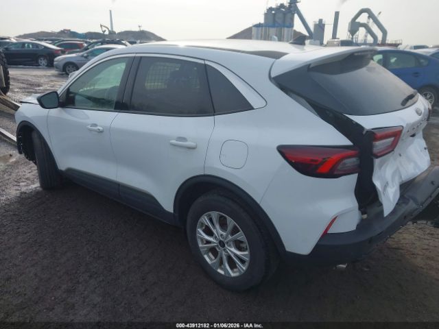 2023 FORD ESCAPE 1FMCU0GZ8PUB29320 Photo 2