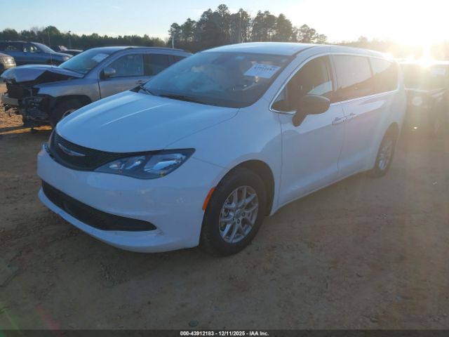 2024 CHRYSLER VOYAGER 2C4RC1CG1RR109440 Photo 1