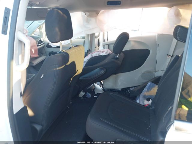 2024 CHRYSLER VOYAGER 2C4RC1CG1RR109440 Photo 7