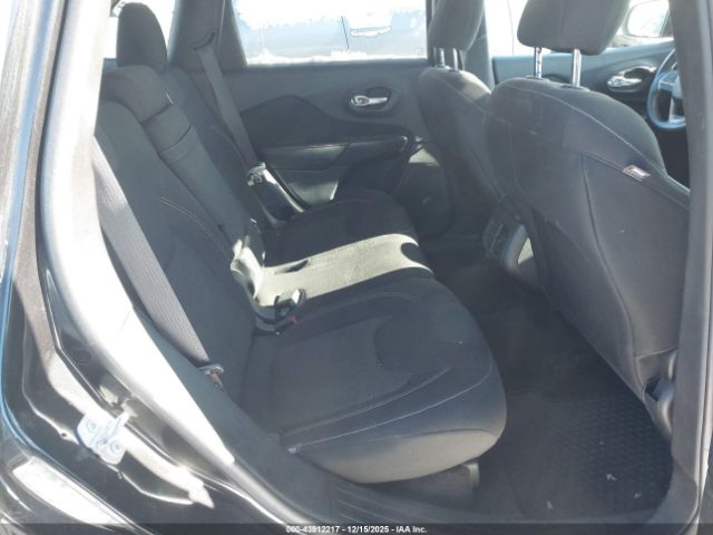 2016 JEEP CHEROKEE 1C4PJMCS8GW262470 Photo 7