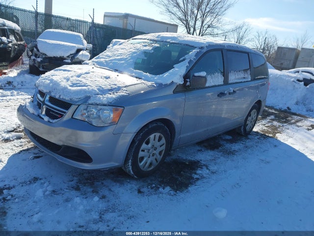 2C4RDGBG1KR568488 Dodge Grand Caravan Se