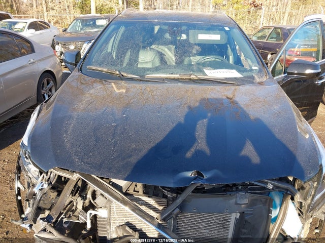 2022 CADILLAC XT5 1GYKNCRS7NZ174905 Photo 9